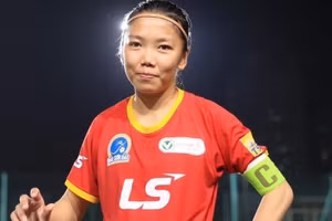 Huỳnh Như được đội bóng châu Âu mời gọi.