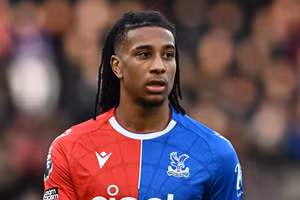 Michael Olise được cả MU và Chelsea quan tâm.