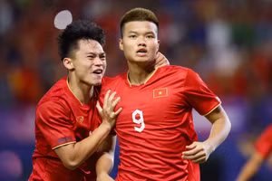 Tiền đạo Văn Tùng dính chấn thương nặng ở Asian Cup.