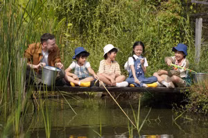 Hoạt động dã ngoại.