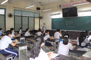 Thí sinh tham gia kỳ thi tuyển sinh lớp 10 năm 2022.