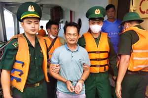 Lực lượng chức năng bắt giữ đối tượng Nghinh.