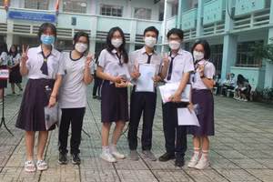 Thí sinh TPHCM thi thi vào lớp 10 năm học 2023-2024.