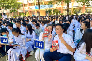 Các bạn học sinh vô cùng phấn khích khi được tìm hiểu phương pháp Linearthinking.