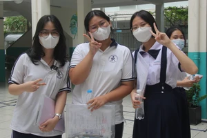 Học sinh TPHCM tham gia kỳ thi lớp 10 năm 2023.