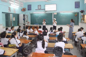 Tiết học của học sinh Trường tiểu học Hà Huy Giáp.