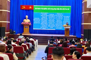 Toàn cảnh hội nghị.