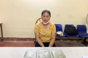 Sơn La: Bắt “nữ quái” vận chuyển thuê 3 bánh heroin