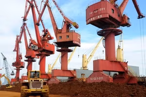 Khai thác đất hiếm tại Trung Quốc