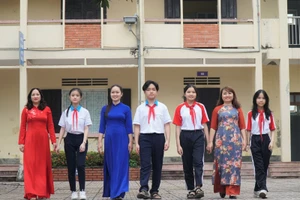 Ngôi trường ven đô THCS Hưng Lộc (TP Vinh, Nghệ An) năm nay 5 giải HSG tỉnh, trong đó có 1 giải Nhất môn Hóa học, 1 thủ khoa môn Lịch sử.