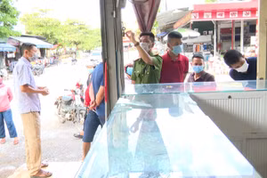 Hiện trường tiệm vàng Kim Bình bị kẻ gian đột nhập.