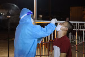 Lấy mẫu xét nghiệm Covid-19. Ảnh minh họa. 