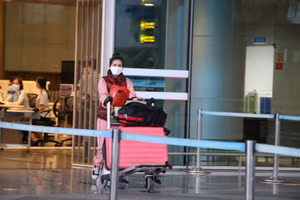 Đoàn khách quốc tế đầu tiên đến Việt Nam qua Cảng hàng không Quốc tế Đà Nẵng. 