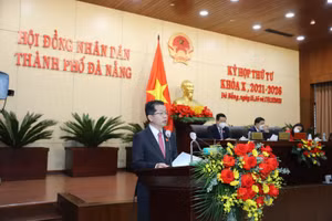 Ông Nguyễn Văn Quảng - Bí thư Thành ủy Đà Nẵng, phát biểu tại kỳ họp HĐND TP. 