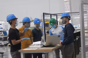 Công nhân làm việc tại các khu công nghiệp. Ảnh minh họa. 