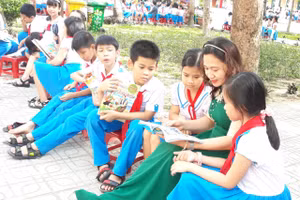 Giáo viên và học sinh tỉnh Quảng Nam. 