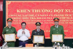 Khen thưởng đột xuất thành tích phá án của Công an Thái Nguyên
