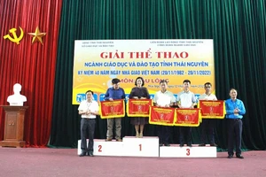 Hơn 500 nhà giáo dự Giải thể thao ngành Giáo dục tỉnh Thái Nguyên.