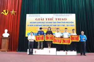 Hơn 500 nhà giáo dự Giải thể thao ngành Giáo dục tỉnh Thái Nguyên.