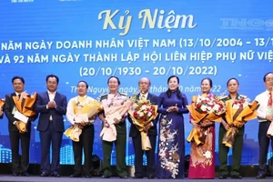 Lễ Kỷ niệm 18 năm ngày doanh nhân Việt Nam (Nguồn:Thainguyen.gov.vn).