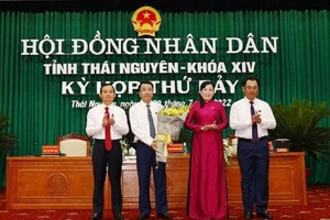 Thường trực Tỉnh ủy Thái Nguyên chúc mừng tân Phó Chủ tịch UBND tỉnh Nguyễn Thanh Bình.