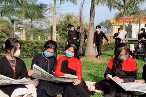 Đẩy mạnh hướng nghiệp cho học sinh dân tộc thiểu số.