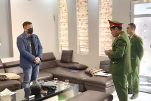 Cao Bằng bắt phó giám đốc văn phòng đăng ký đất đai.