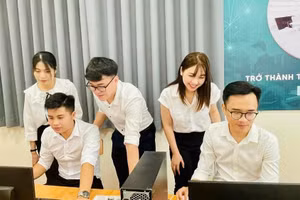 Trường Đại học Kỹ thuật Công nghiệp đưa ra nhiều chính sách học bổng cho tân sinh viên