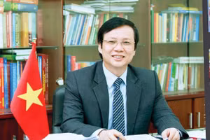 Nhà báo Hồ Quang Lợi từng đoạt 9 Giải báo chí quốc gia và toàn quốc, có nhiều đóng góp xuất sắc cho sự nghiệp báo chí và sự nghiệp văn hóa.