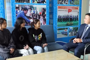 Từ các buổi "Ngày hội việc làm", thanh niên được gặp gỡ các doanh nghiệp để nắm bắt thông tin về thị trường lao động để có những lựa chọn nghề nghiệp phù hợp.