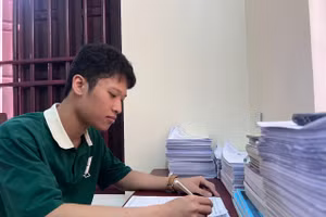 Mai Duy Anh Quân trở thành thủ khoa khối B cả nước với số điểm 29,8 điểm. (Ảnh: NT).