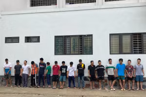 Các đối tượng trong đường dây mua bán trái phép hoá đơn giá trị gia tăng. (Ảnh: CATH).