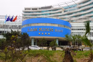 Khách sạn Lam Kinh sau 3 năm bỏ hoang đã được sửa sang để hoạt động trở lại. (Ảnh: NT).