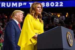 Bà Melania cùng chồng là TT Donald Trump