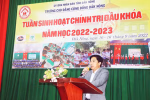 ThS Nguyễn Hữu Lành- Hiệu trưởng Nhà trường phát biểu