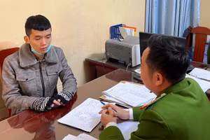 Võ Ngọc Trung tại cơ quan Công an. Ảnh: Công an Thanh Hóa cung cấp