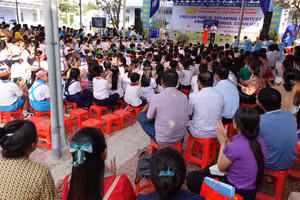 120 thí sinh tham gia hội thi Tiếng anh vòng huyện tại huyện Thới Bình, Cà Mau