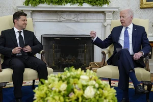 Tổng thống Ukraine Zelensky và Tổng thống Joe Biden.