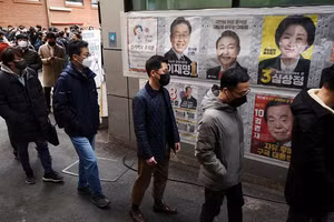 Người Hàn Quốc đi bỏ phiếu bầu tổng thống tiếp theo.