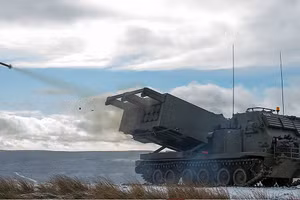 Hệ thống pháo phản lực phóng loạt M270 