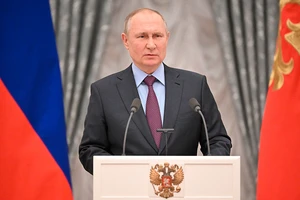 Tổng thống Nga Putin đã ra lệnh cho quân đội tiến hành một chiến dịch đặc biệt ở khu vực Donbass.