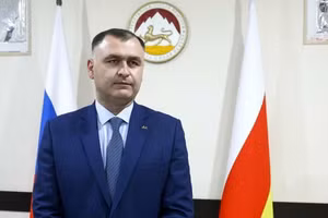 Nhà lãnh đạo Alan Gagloev của Nam Ossetia.