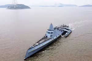 Tàu chiến tàng hình không người lái của Trung Quốc