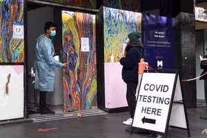 Một điểm xét nghiệm Covid-19 ở Australia.