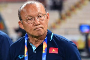 HLV mất Hùng Dũng ở vòng loại World Cup 2022