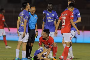 Hùng Dũng gặp chấn thương nặng ở vòng 5 V.League