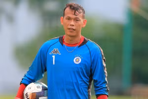 Bùi Tấn Trường có cơ hội lớn bắt chính ở tuyển Việt Nam