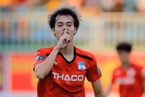 Văn Toàn được đội bóng Áo quan tâm