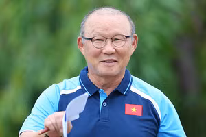 HLV Park Hang Seo chính thức trở lại làm việc