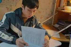 Nam sinh dân tộc Dao vươn lên với nghị lực phi thường.